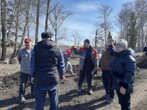 Бигеш авылы зиратында зур өмә үтте
