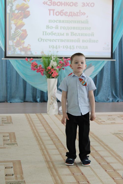 Зәйдә сабыйлар традицион “Җиңү кайтавазы”  бәйгесендә шигырьләр сөйләделәр