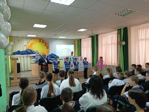 «Куркынычсыз тәгәрмәч» бәйгесе җиңүчеләрен бүләклиләр