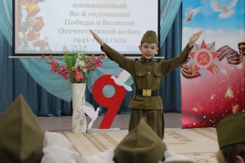 Зәйдә сабыйлар традицион “Җиңү кайтавазы”  бәйгесендә шигырьләр сөйләделәр