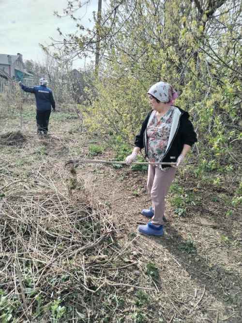 Активные жители Заинска убрали мусор с заброшенных участков