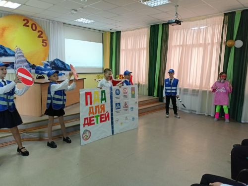 «Куркынычсыз тәгәрмәч» бәйгесе җиңүчеләрен бүләклиләр