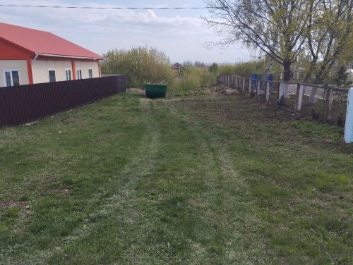 Активные жители Заинска убрали мусор с заброшенных участков