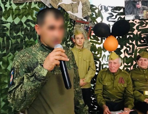 Заинцы разных возрастов спели песни военных лет