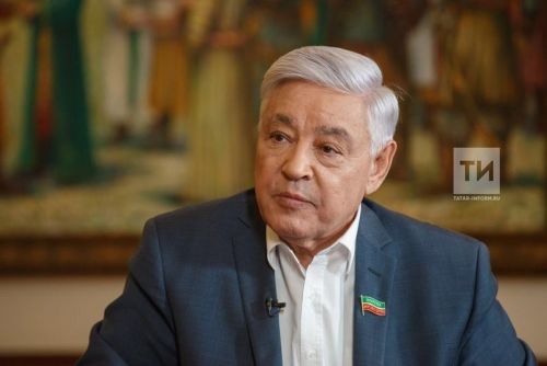 Председатель Государственного Совета Республики Татарстан поздравил татарстанцев с праздником Весны и труда
