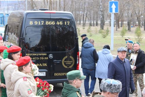 Последний поклон легенде: Заинск простился с Анной Ивановной Моисеевой