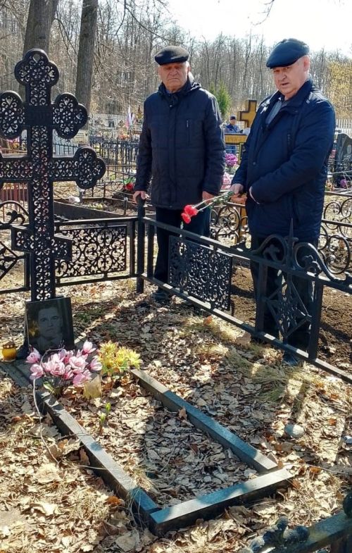 Следствие помнит своих героев: заинские ветераны почтили память коллег
