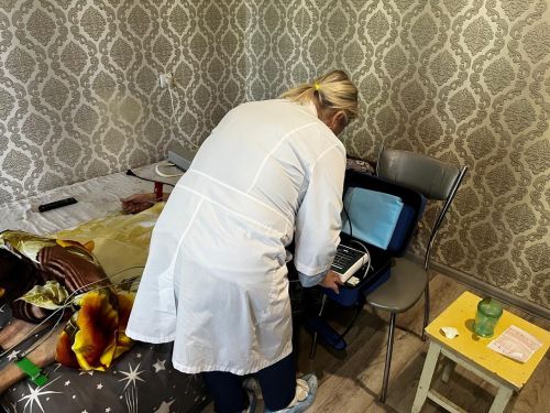 Медицинская забота без выходных: как работали мобильные бригады Заинской ЦРБ в майские праздники