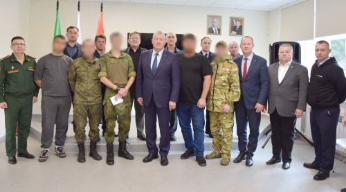 «Пусть на нашей земле дети мирно растут!»: 42-я встреча с участниками СВО в Заинске