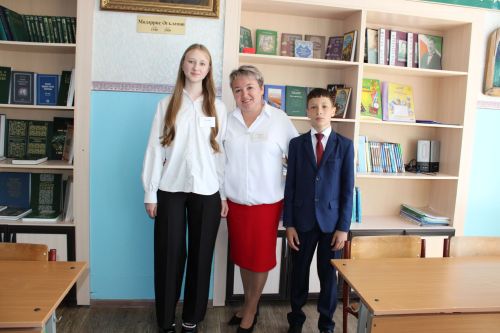 Түбән Биш урта мәктәбе 145 еллык юбилеен билгеләп үтте