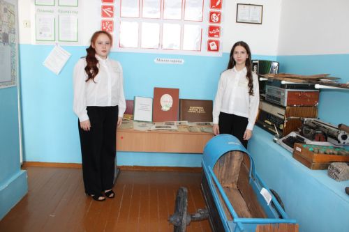 Түбән Биш урта мәктәбе 145 еллык юбилеен билгеләп үтте