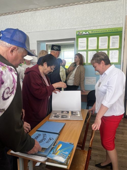 В Заинском районе к 145-летию Нижнебишевской школы презентовали новую книгу