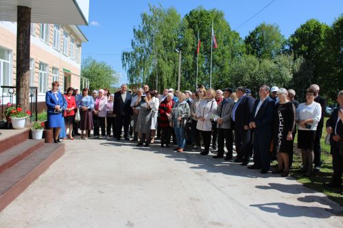 Түбән Биш урта мәктәбе 145 еллык юбилеен билгеләп үтте
