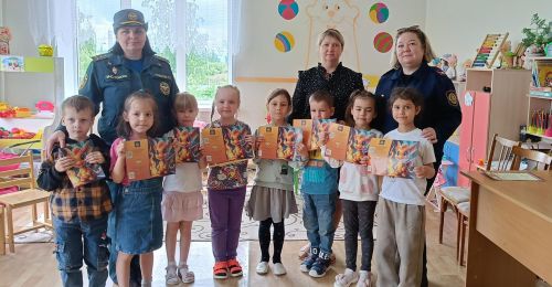 Зәйдә “Янмый торган купина” конкурсы җиңүчеләрен бүләкләделәр