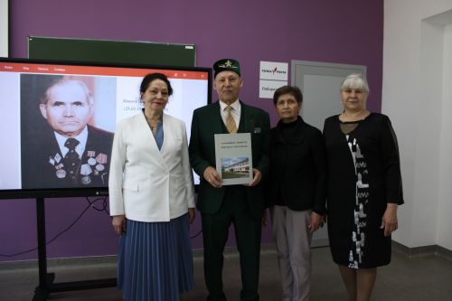 Выпускники и педагоги поделились воспоминаниями о Нижнебишевской школе