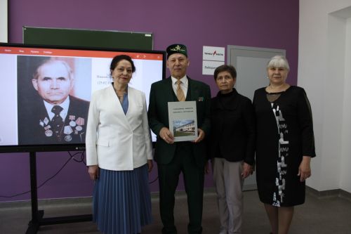 Выпускники и педагоги поделились воспоминаниями о Нижнебишевской школе