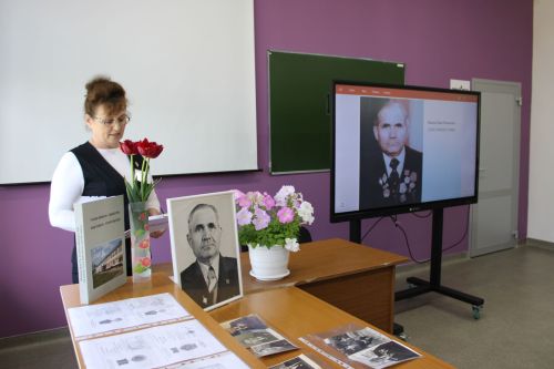 Выпускники и педагоги поделились воспоминаниями о Нижнебишевской школе