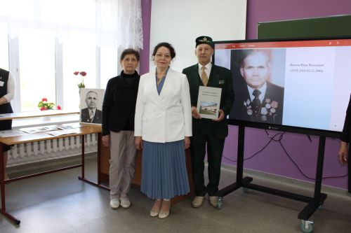 Выпускники и педагоги поделились воспоминаниями о Нижнебишевской школе
