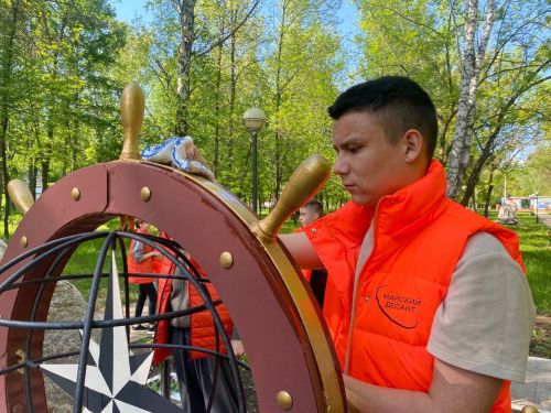 Заинская молодежь помогла по хозяйству родным участников специальной военной операции