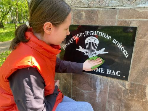 Заинская молодежь помогла по хозяйству родным участников специальной военной операции