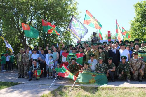 В Заинске отметили День пограничника