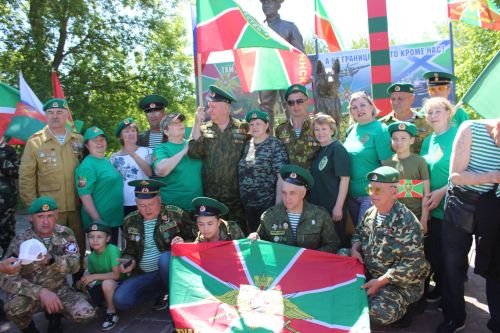 В Заинске отметили День пограничника