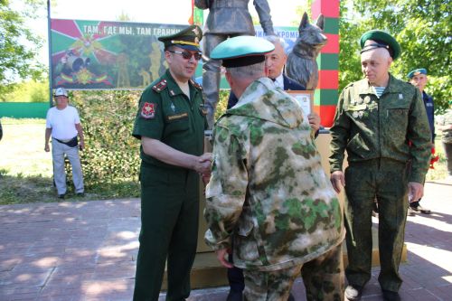 В Заинске отметили День пограничника