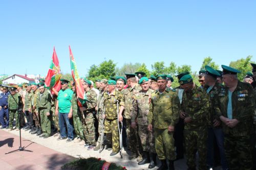 В Заинске отметили День пограничника