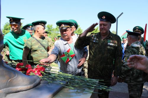 В Заинске отметили День пограничника