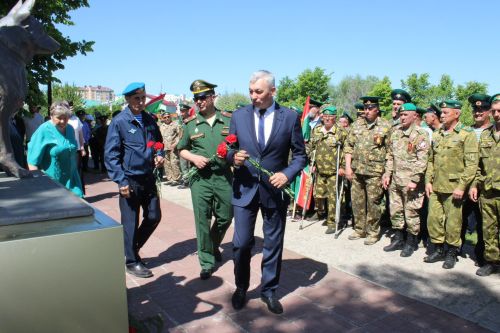 В Заинске отметили День пограничника
