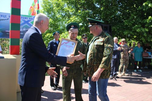 В Заинске отметили День пограничника