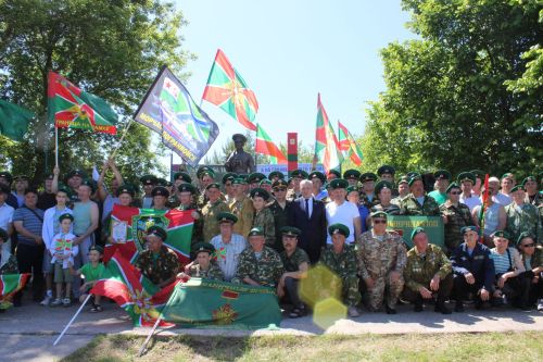 В Заинске отметили День пограничника