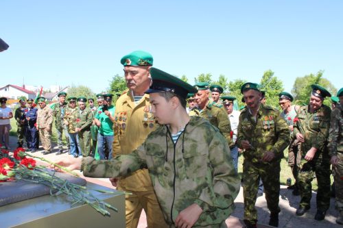 В Заинске отметили День пограничника