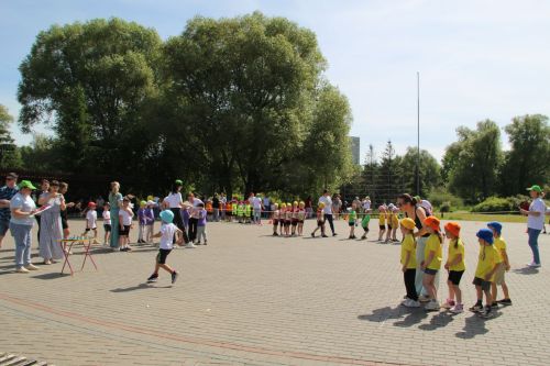 В Заинске дошколята сыграли в «Зарницу»