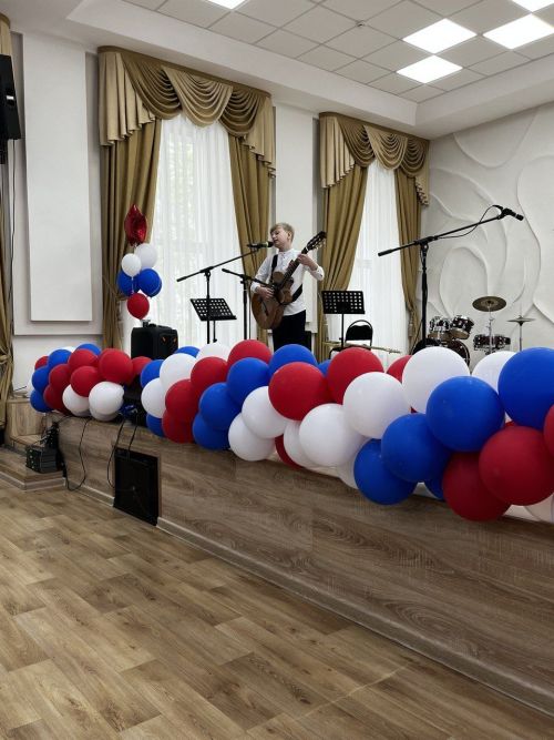В Заинске региональный фестиваль гитарной музыки объединил более ста участников
