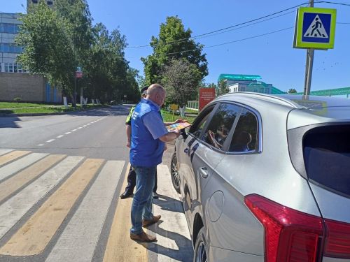 «Ребенок — главный пассажир!»: Заинские автоинспекторы напомнили о безопасности детей в автомобиле