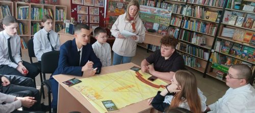 Патриотический час «Хочу, чтобы не было войны» в Заинской библиотеке