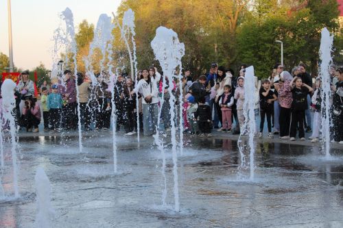 В Заинске запустили городские фонтаны