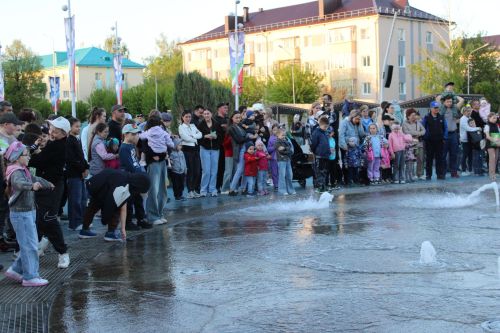 В Заинске запустили городские фонтаны