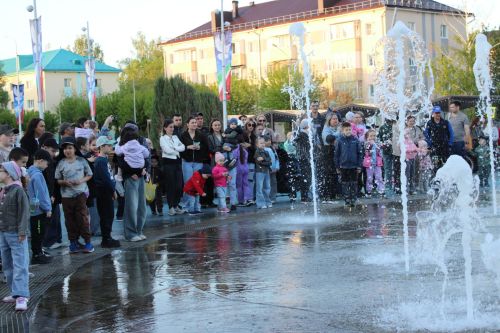 В Заинске запустили городские фонтаны