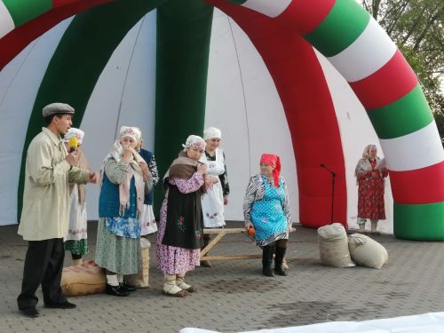 Зәйдә “Паркта театр” проекты кысаларында хәрби-патриотик темага спектакльләр күрсәтелә