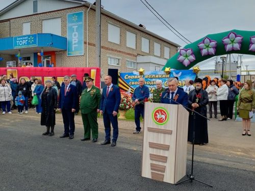 Җиңү бәйрәме ул – сугыш һәм хезмәт батырларын хөрмәтләү дә, хәтерләрне ныгыту көне дә
