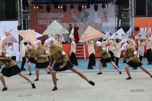Фоторепортаж с празднования 80-летия Великой Победы в Заинске