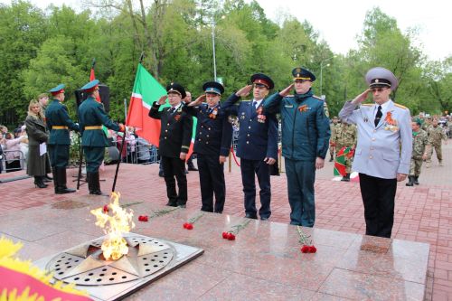 Фоторепортаж с празднования 80-летия Великой Победы в Заинске