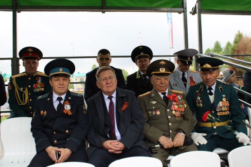 Фоторепортаж с празднования 80-летия Великой Победы в Заинске