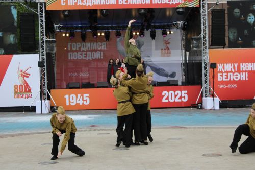 Фоторепортаж с празднования 80-летия Великой Победы в Заинске