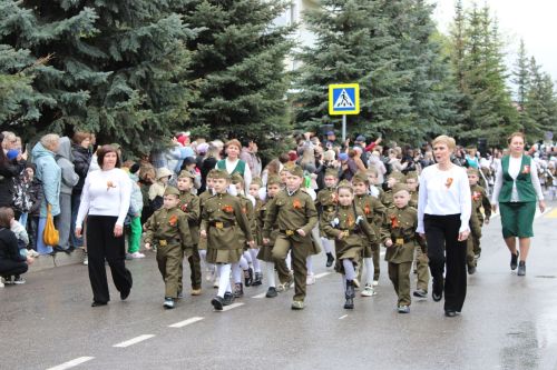 Фоторепортаж с празднования 80-летия Великой Победы в Заинске