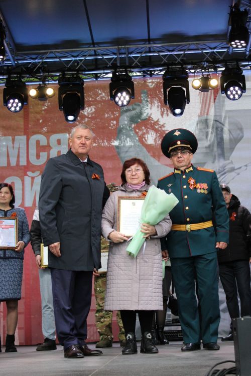 Фоторепортаж с празднования 80-летия Великой Победы в Заинске