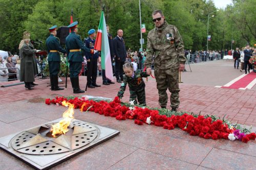 Фоторепортаж с празднования 80-летия Великой Победы в Заинске