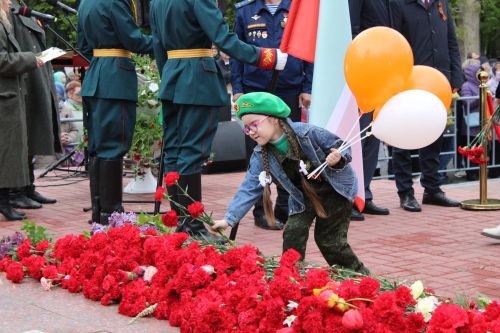 Фоторепортаж с празднования 80-летия Великой Победы в Заинске